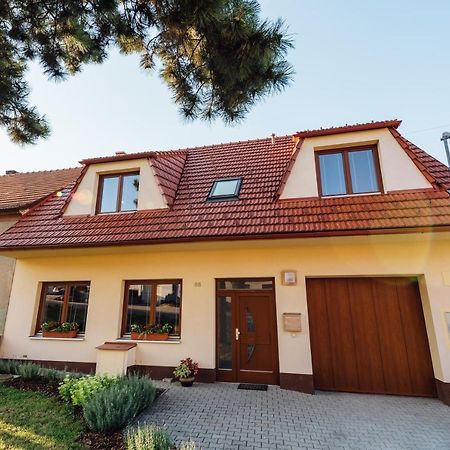 Apartman Pod Borovici Kovalovice Exterior photo